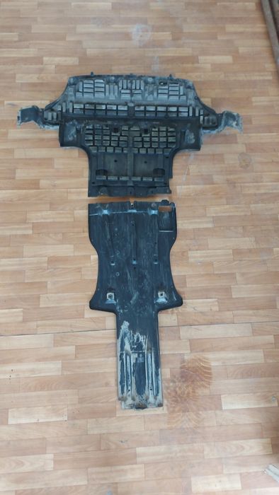 Кора под двигател и скоростна кутия Audi Q7 първо поколение