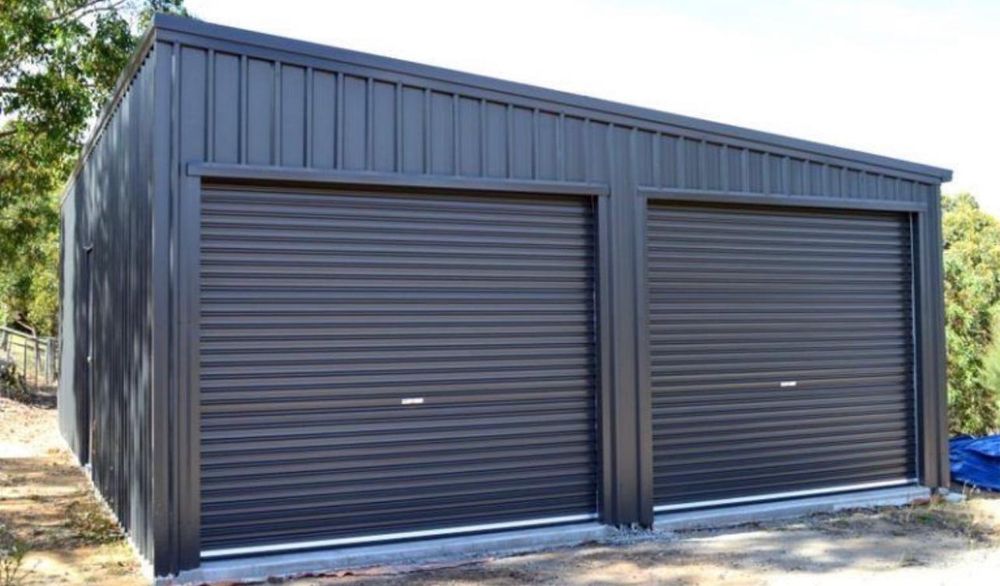 Garaj auto 4x6 pe structura metalica