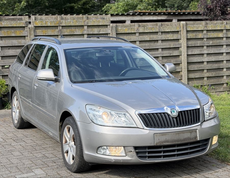 SKODA Octavia 2013 — imagine 2