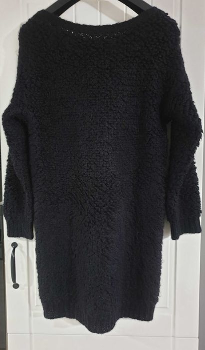 Пуловери Benetton и Sisley