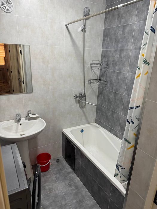 Аренда 2.хонали коратош чорсу самарканд дарвоза оилага