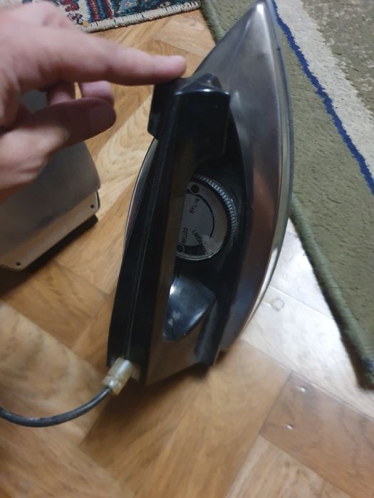 Продаются 3 рабочих утюга