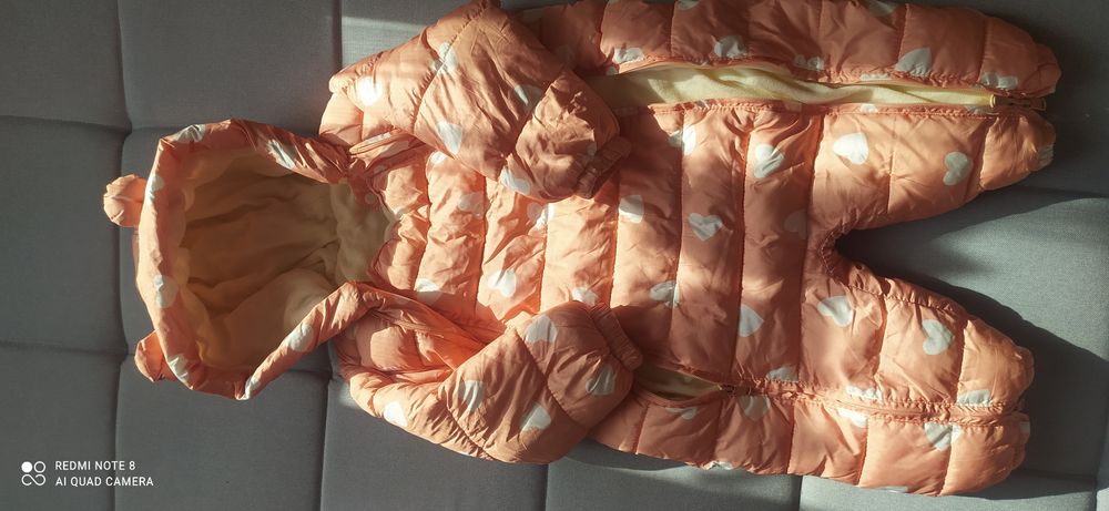 Продам детский осенний комбинезон