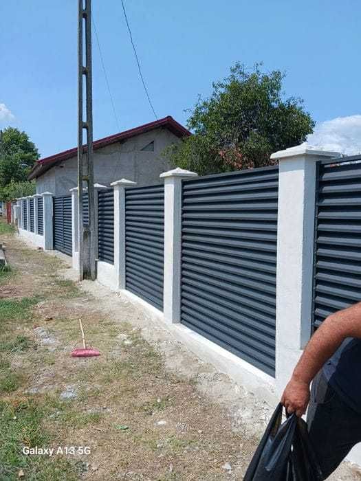 Construim garduri din panouri stil jaluzele, sipca metalica, tabla BCA
