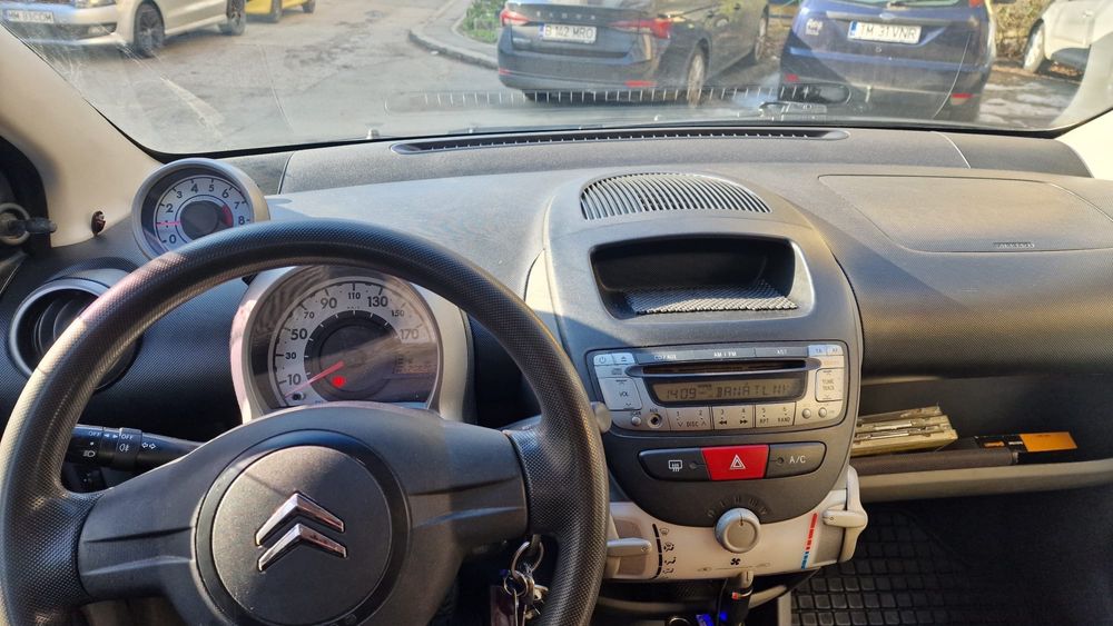 Vand Citroen C1 din 2008,benzina,consum mic,4 usi,208857 km in crestere