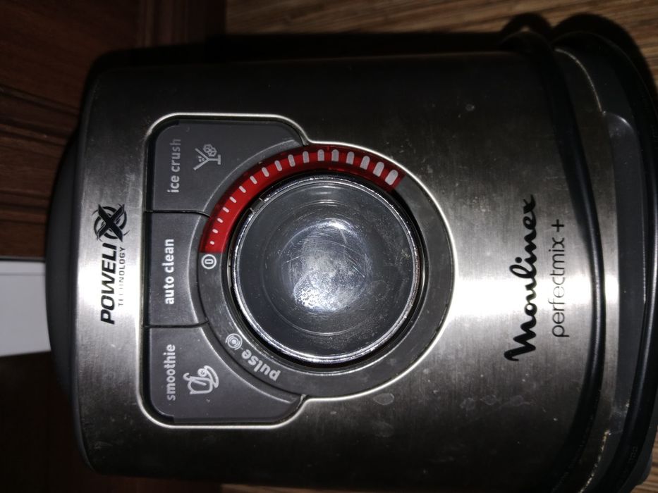 Продам на запчасти оригинал миксер Moulinex за 1000 тенге.