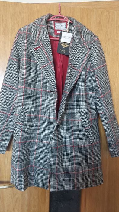 Ново есенно палто Eight2nine, размер М