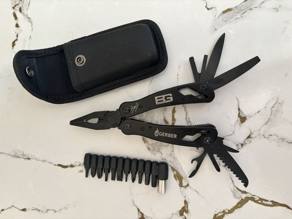 Продам оригинальный мультитул Gerber Bear Grylls Ultimate Multi-Tool.