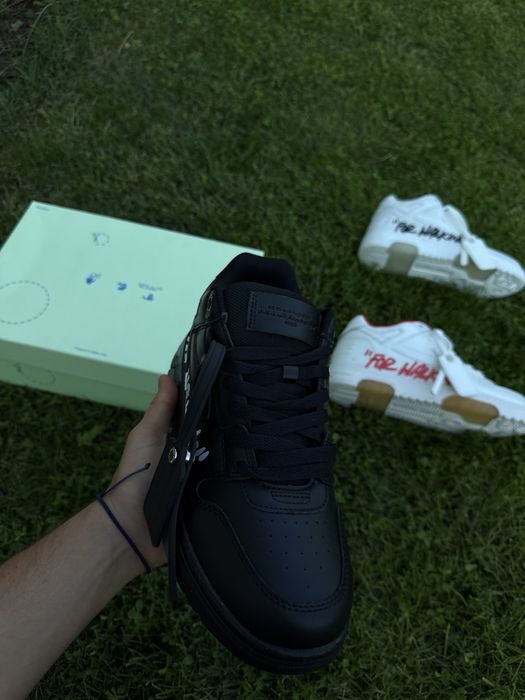 Adidasi Off White  Out Of Office / Premium / 2026