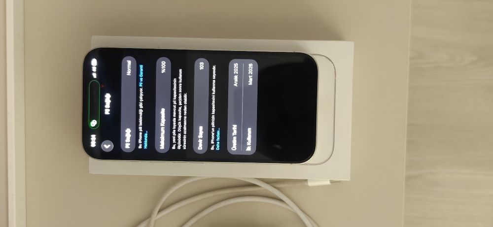 iPhone 16 Бял перфектен валидна гаранция !