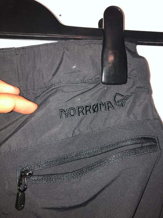 Pantaloni Norrona