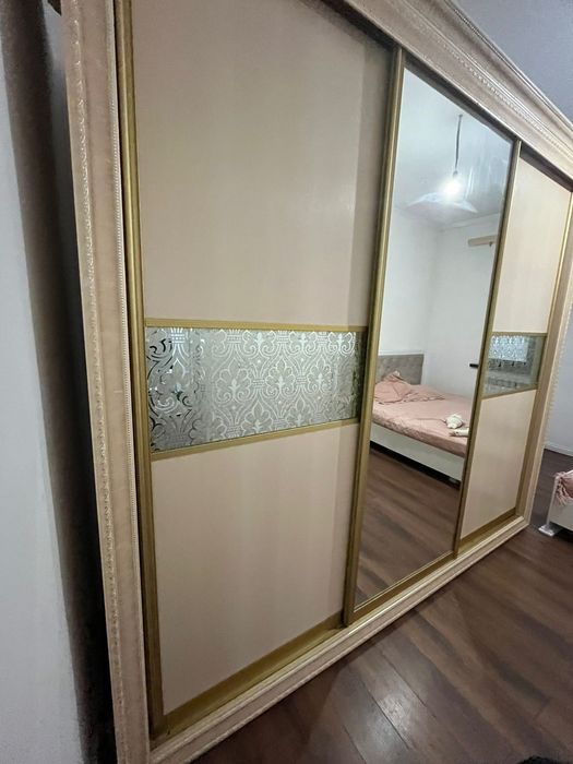 Шкаф-купе продоется