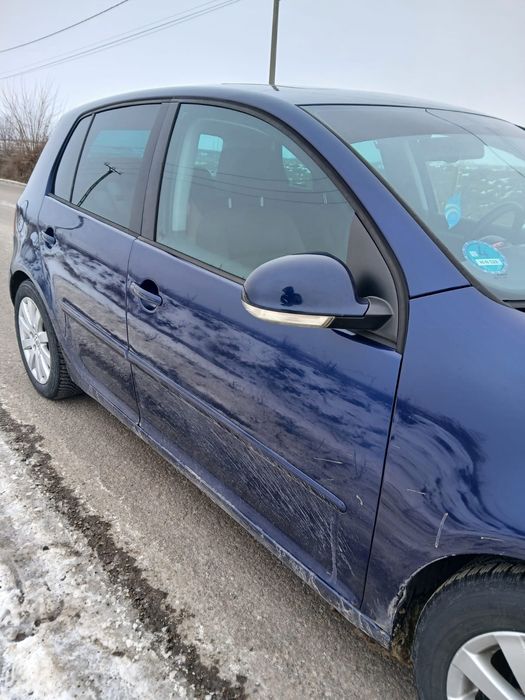 Golf 5.   1.9 TDI