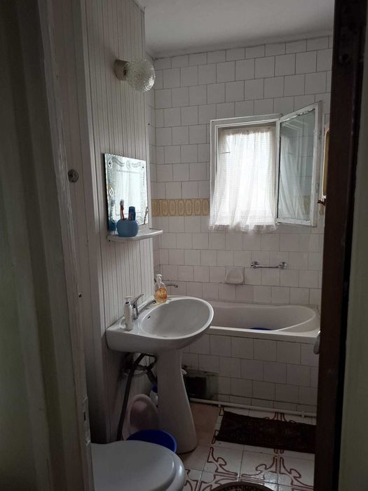 Apartament 3 camere,etaj 3/4 ,zona Gării