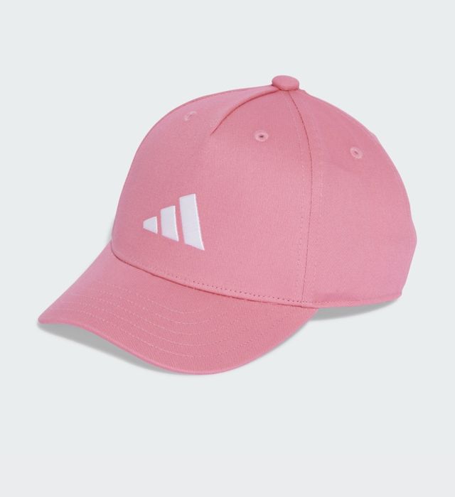 Чисто нова шапка Adidas