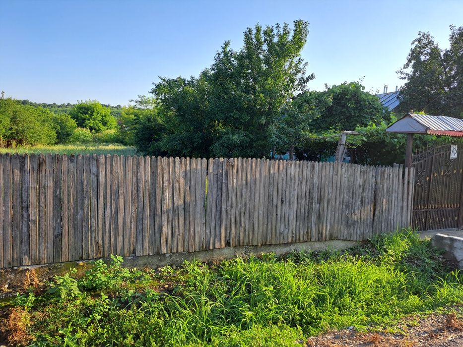 Teren intravilan  650  mp Podenii Noii