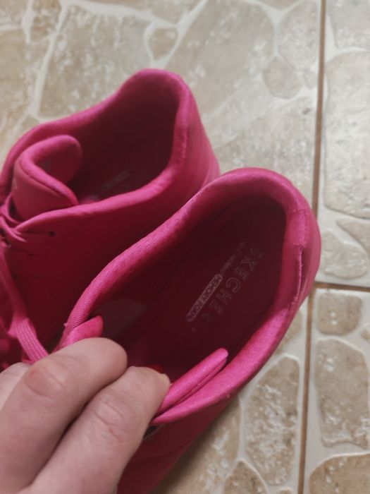 Маратонки sketchers