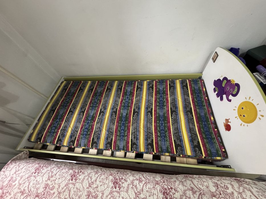 Отдам детскую кровать