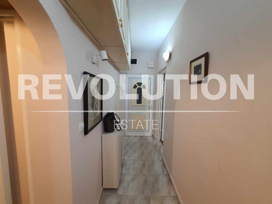 Дава се под наем Тристаен апартамент в Варна, Център - 100 кв.м за 500 € - Снимка #7