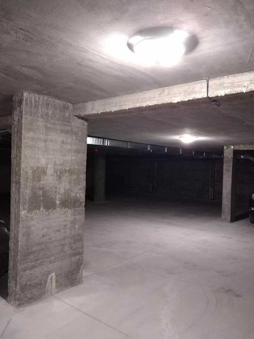 Дава се под наем Гараж / Паркомясто в Пловдив, Прослав - 15 кв.м за 61.2 € - Снимка #1