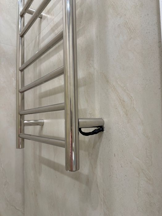 Продам полотенцесушитель электрический