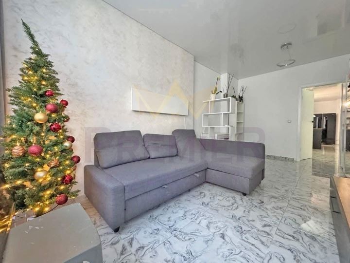 Тристаен в Слънчев бряг