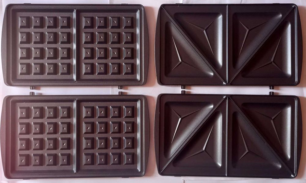 4 plăci pentru aparat de sandvișuri / gofre