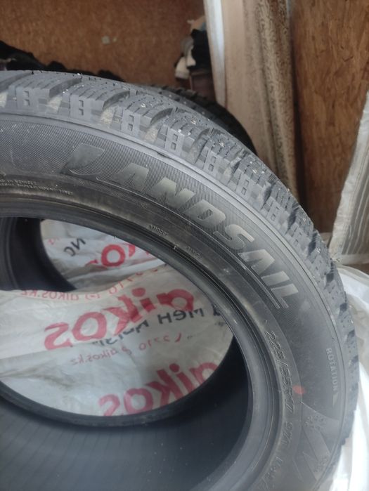 Шины зимние 225/55/17