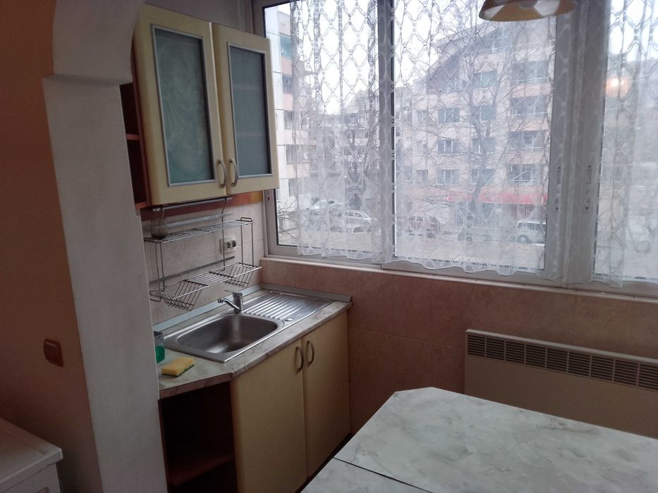 Дава се под наем Двустаен апартамент в Стара Загора, Център - 47 кв.м за 204 € - Снимка #6