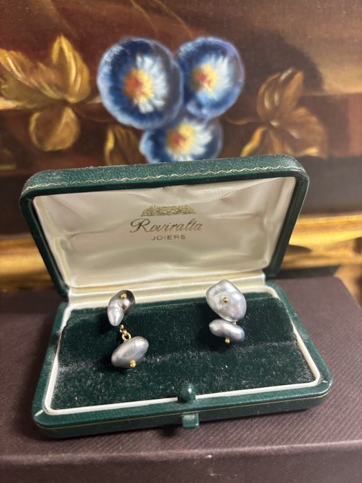 Butoni camasa perle si aur 18k