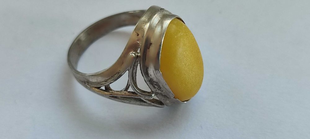 Кольцо с натуральным камнем ЯНТАРЬ