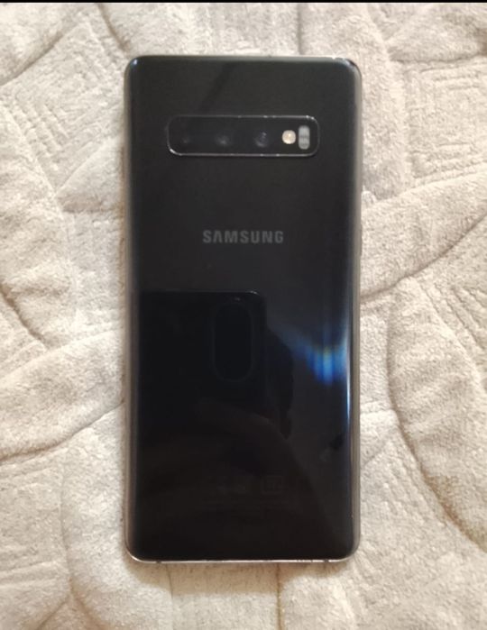 Самсунг с 10  в хорошем состоянии