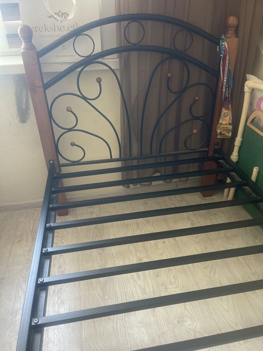 Продается кровать