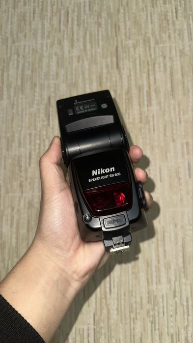 Продается вспышка для Nikon