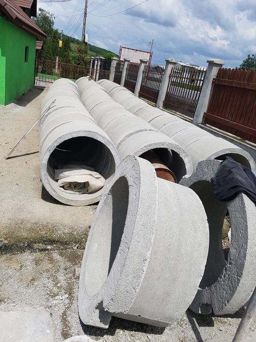Vând tuburi de beton și execut/adâncesc fântâni