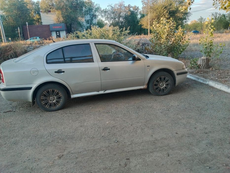 Шкода Октавия 2002 года , 1.6 ,
