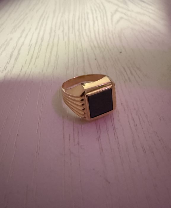 Продам золотую печатку