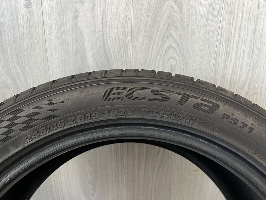 Летни гуми 245/45/19 Kumho