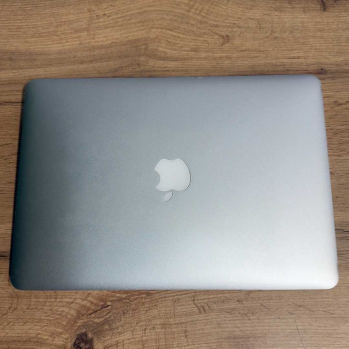 MacBook Air 13 2017 i5 SSD 500GB RAM 8GB Silver - GARANTIE 12 LUNI | TrueGSM