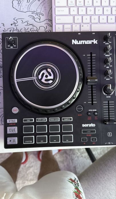 DJ контролер Numark Mixtrack PRO FX DJ