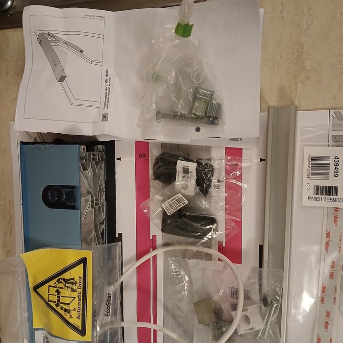 Автоматичен автомат за отваряне / затваряне на врати Eco star hormann