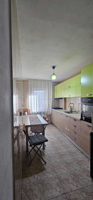 Apartament cu 4 camere
