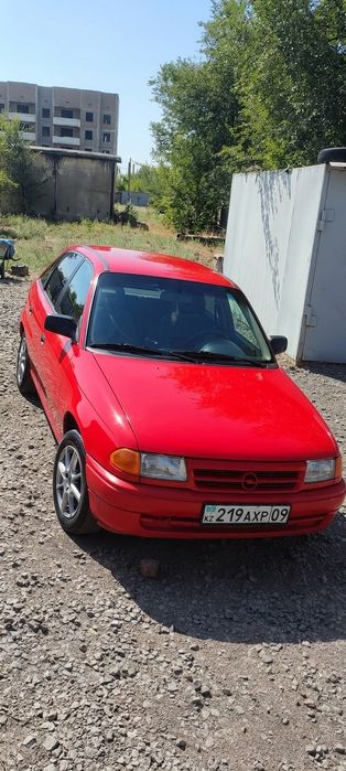 Продам машину Opel Astra F