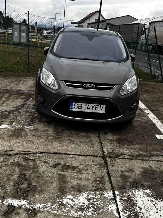 Vând Ford c-max 2013