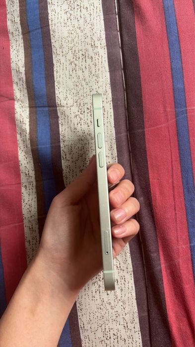 Продается Айфон 12 б/у