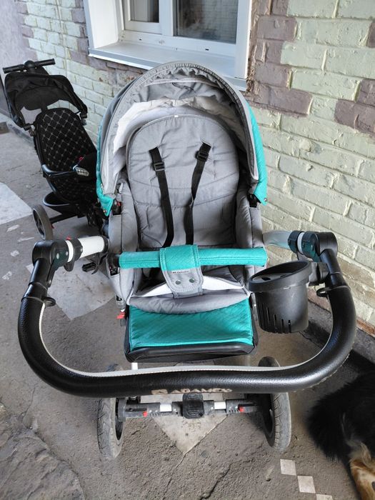 Продам коляску 2 в 1