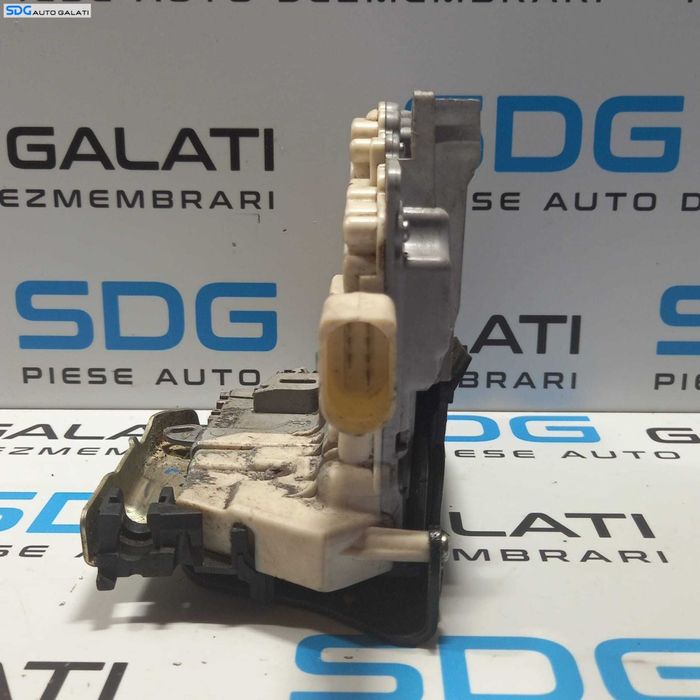 Broasca Incuietoare Usa Portiera Dreapta Spate Audi A5 2008 - 2017 Cod 8K0839016 [2110]