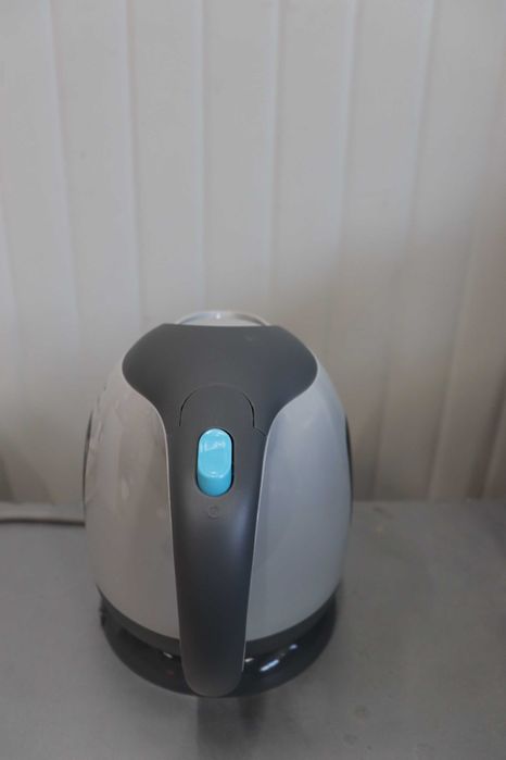 Електрическа кана Cecotec ThermoSense 120
