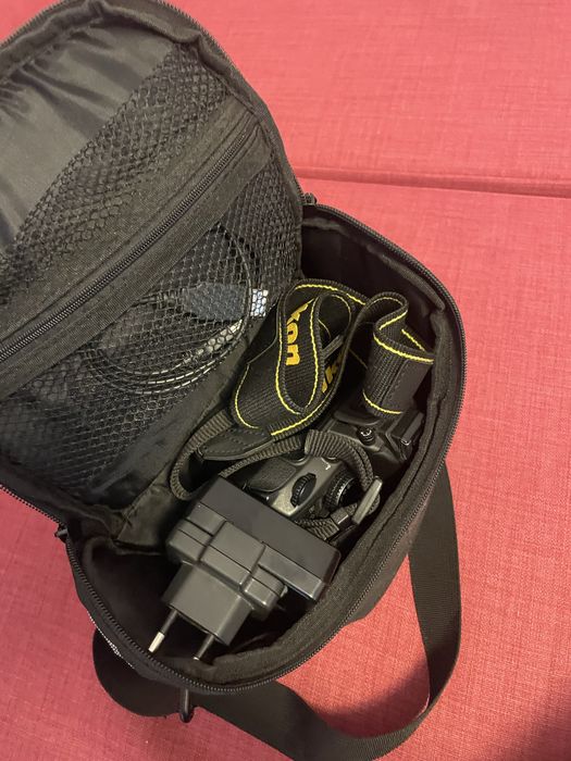 Aparat de Fotografiat Nikon D3100