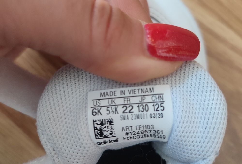 Детски кожени маратонки  Adidas